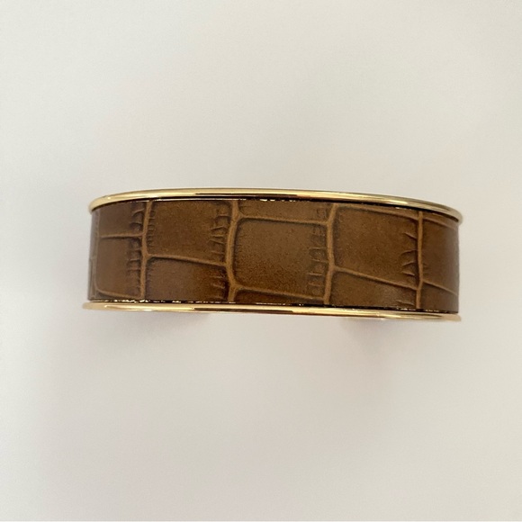 RJ Graziano Brown Croc Print Cuff Bracelet NWOT - Picture 2 of 5